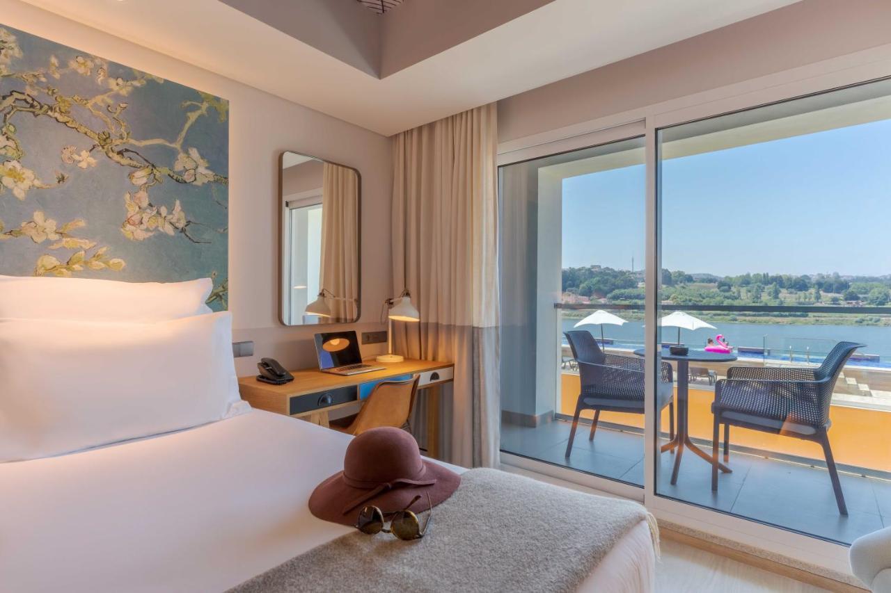 Valbom  Pestana Douro Riverside - Preferred Hotels & Resorts, Lifestyle מראה חיצוני תמונה Deluxe Room with Lake View